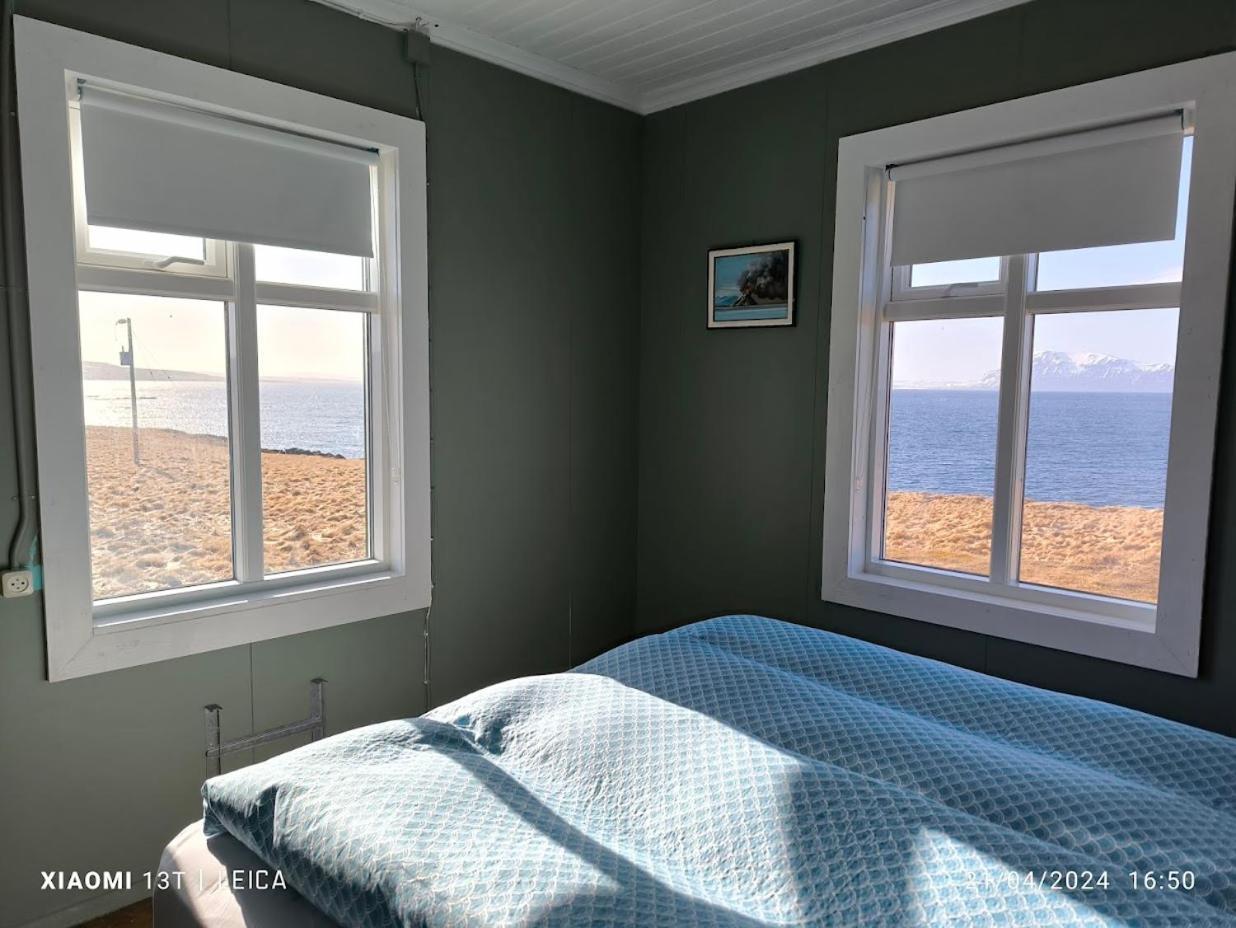 Happy-Cove Guesthouse - By The Sea Bakkafjorthur Экстерьер фото